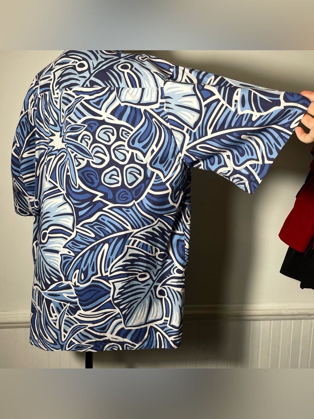 Rix Men’s Blue White Ulu Breadfruit Palm Print Button Up Collared Aloha Hawaiian - Picture 6 of 15